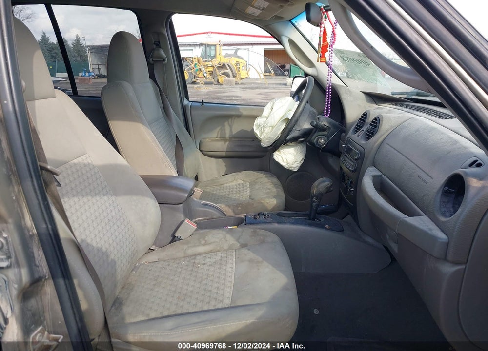 2007 JEEP LIBERTY SPORT VIN: 1J4GL48K47W573309