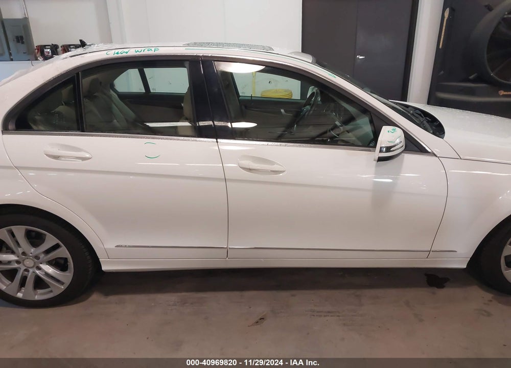 2013 MERCEDES-BENZ C 300 LUXURY 4MATIC/SPORT 4MATIC VIN: WDDGF8AB6DR245128