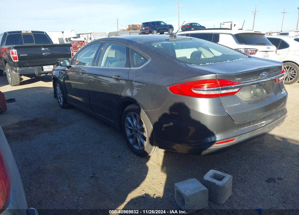 2017 FORD FUSION VIN: 3FA6P0HD2HR240584