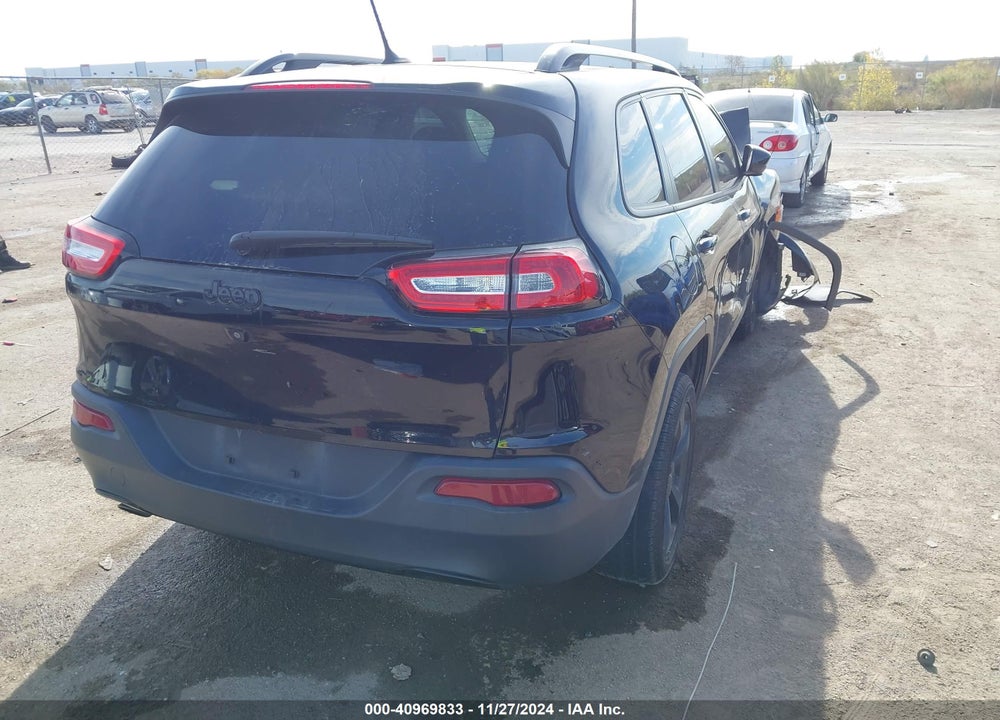 2018 JEEP CHEROKEE LATITUDE FWD VIN: 1C4PJLCB3JD556937