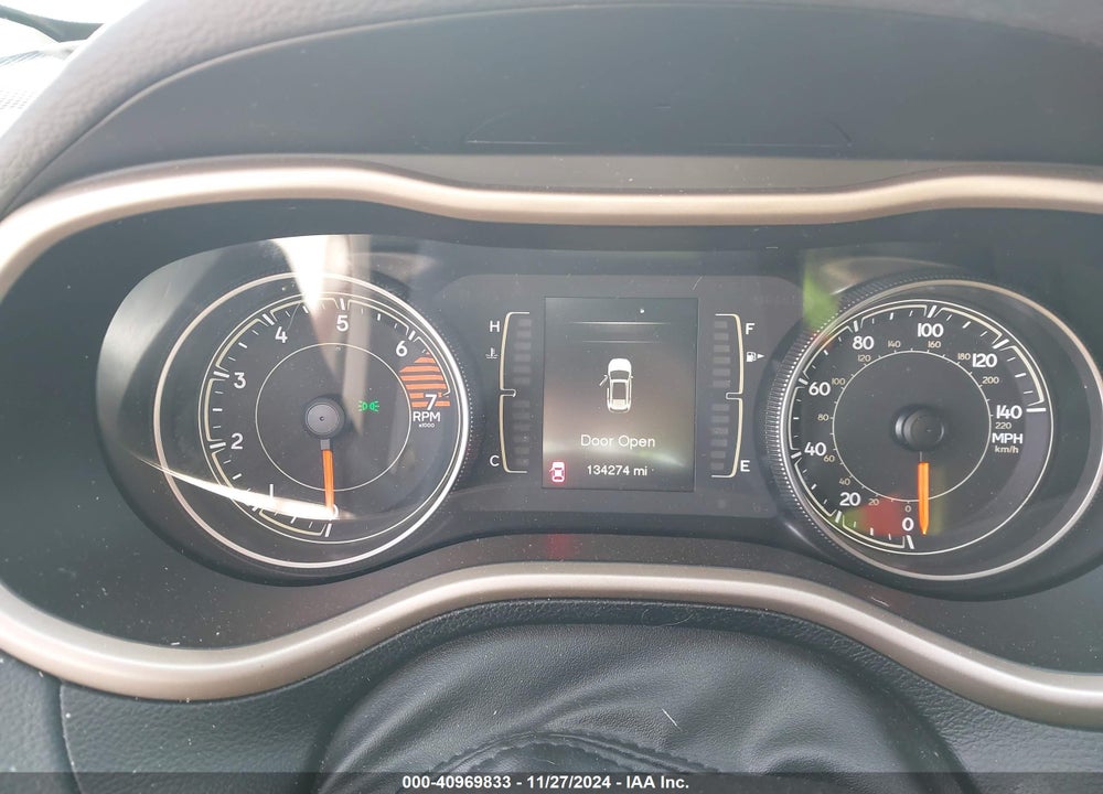 2018 JEEP CHEROKEE LATITUDE FWD VIN: 1C4PJLCB3JD556937