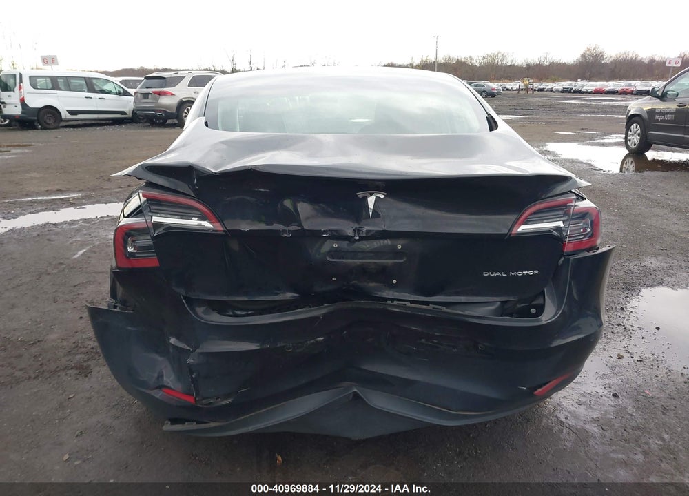 2018 TESLA MODEL 3 VIN: 5YJ3E1EB7JF070483