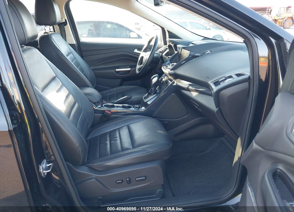 2015 FORD ESCAPE TITANIUM VIN: 1FMCU0J96FUB73405