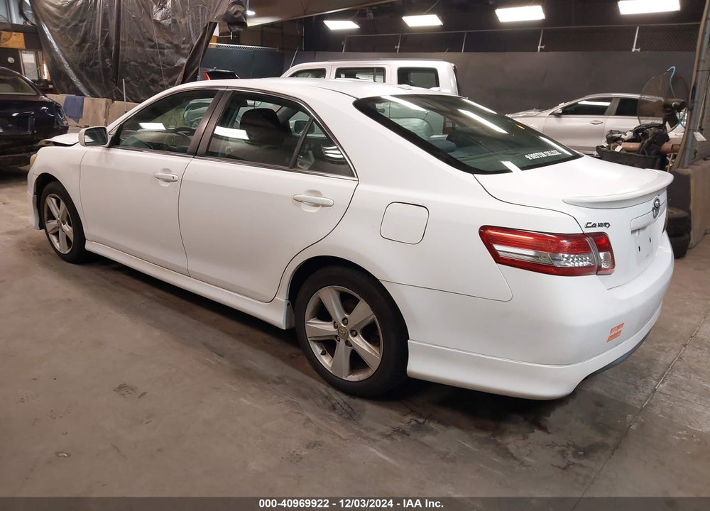 2011 TOYOTA CAMRY SE VIN: 4T1BF3EK1BU719364