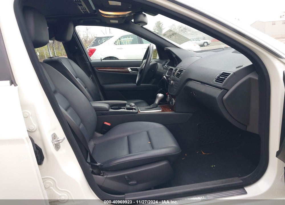 2010 MERCEDES-BENZ C 300 LUXURY 4MATIC/SPORT 4MATIC VIN: WDDGF8BB9AR095591