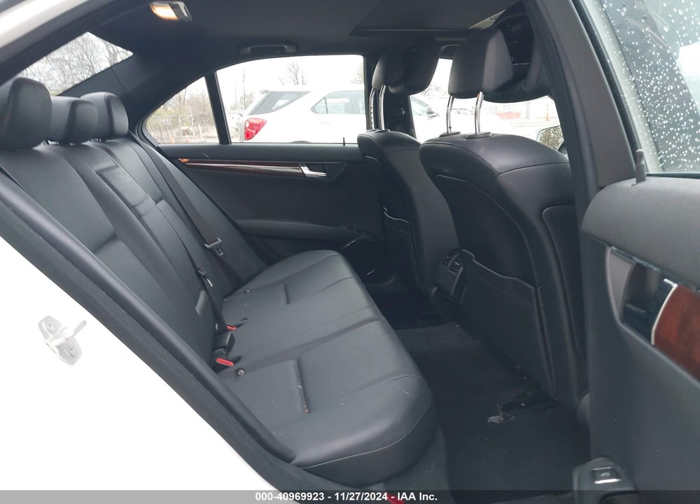 2010 MERCEDES-BENZ C 300 LUXURY 4MATIC/SPORT 4MATIC VIN: WDDGF8BB9AR095591
