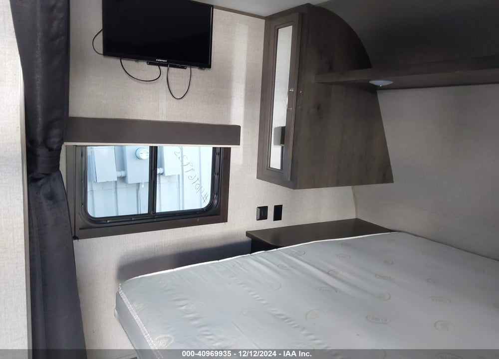 2020 JAYCO TRAVEL TRAILER VIN: 1UJBJ0BL1L17Z0243
