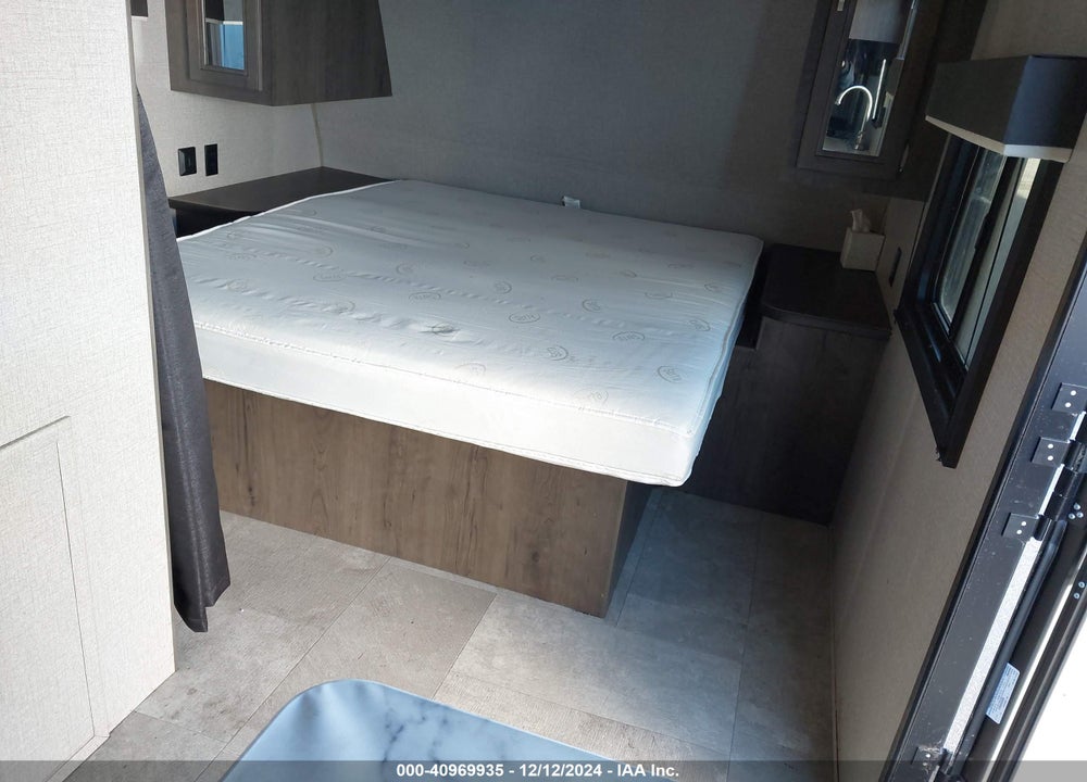 2020 JAYCO TRAVEL TRAILER VIN: 1UJBJ0BL1L17Z0243
