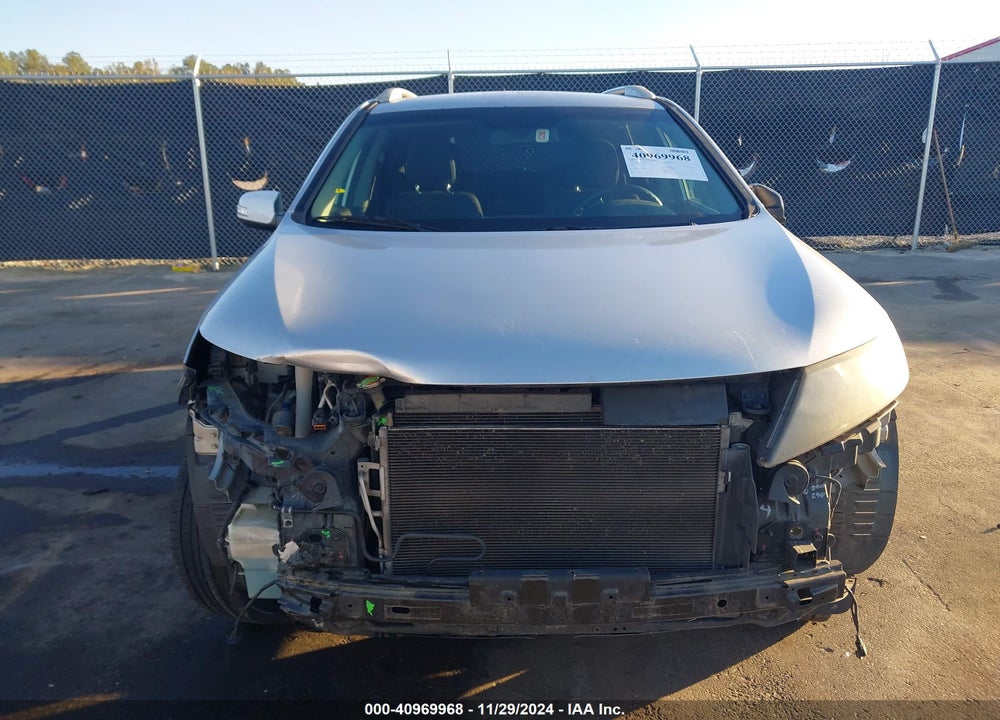 2011 KIA SORENTO LX VIN: 5XYKT3A12BG081055