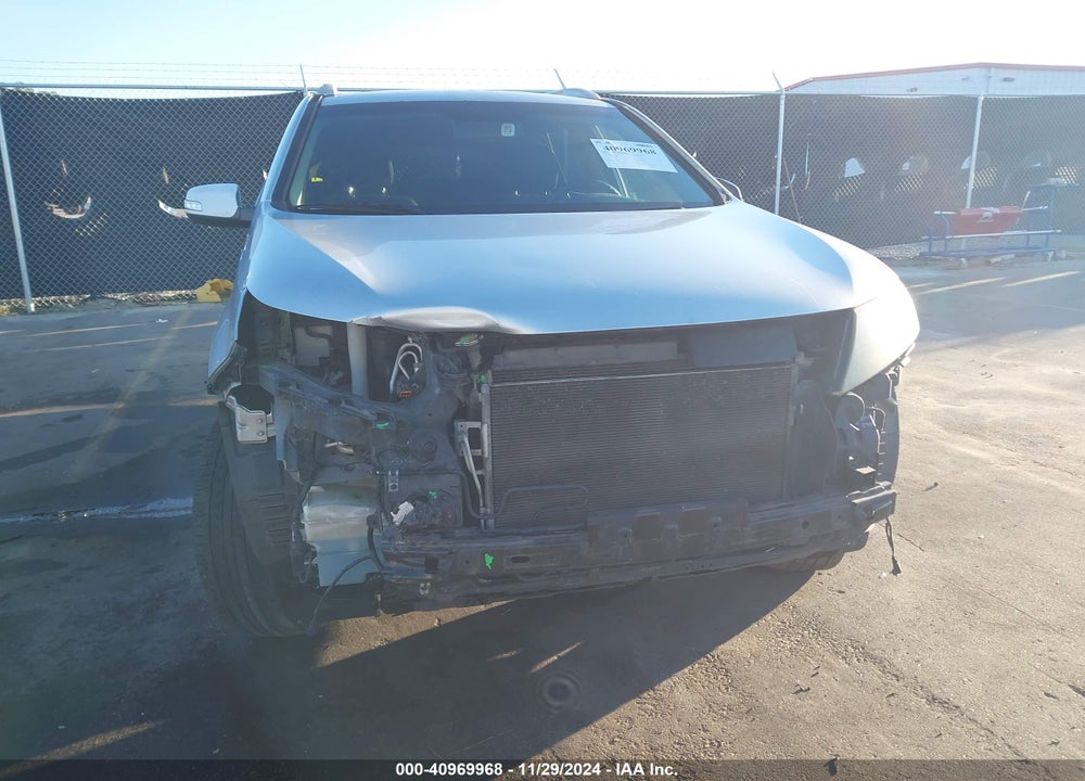 2011 KIA SORENTO LX VIN: 5XYKT3A12BG081055