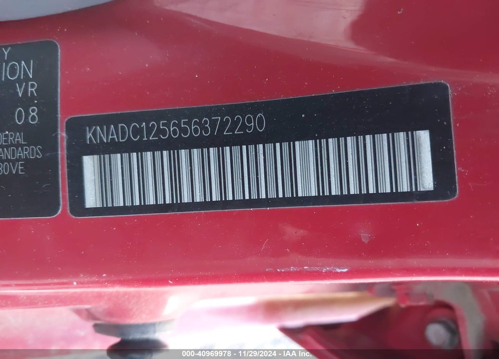 2005 KIA RIO VIN: KNADC125656372290