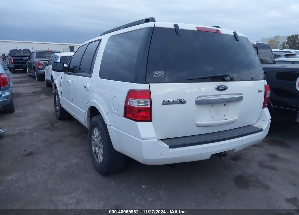 2013 FORD EXPEDITION VIN: 1FMJU1J50DEF30773