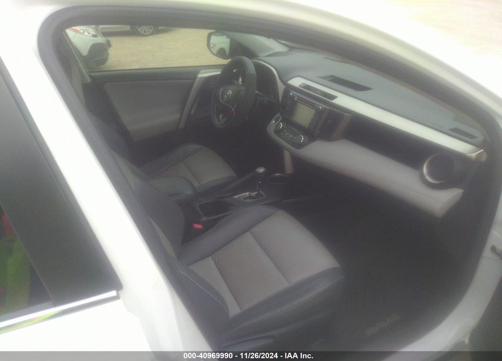 2015 TOYOTA RAV4 LIMITED VIN: JTMDFREV6FJ015419