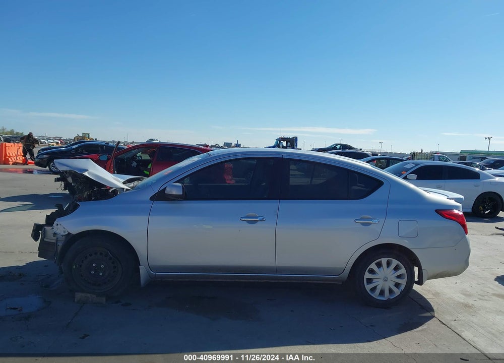 2013 NISSAN VERSA 1.6 SV VIN: 3N1CN7AP4DL864001