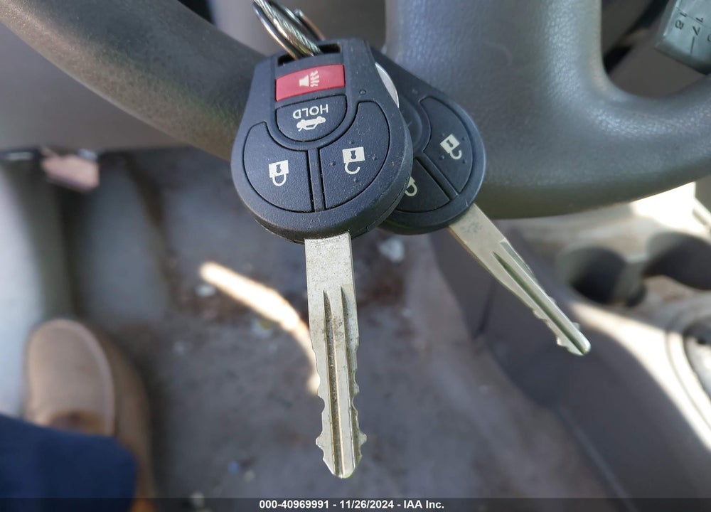 2013 NISSAN VERSA 1.6 SV VIN: 3N1CN7AP4DL864001