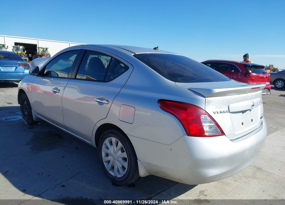 2013 NISSAN VERSA 1.6 SV VIN: 3N1CN7AP4DL864001