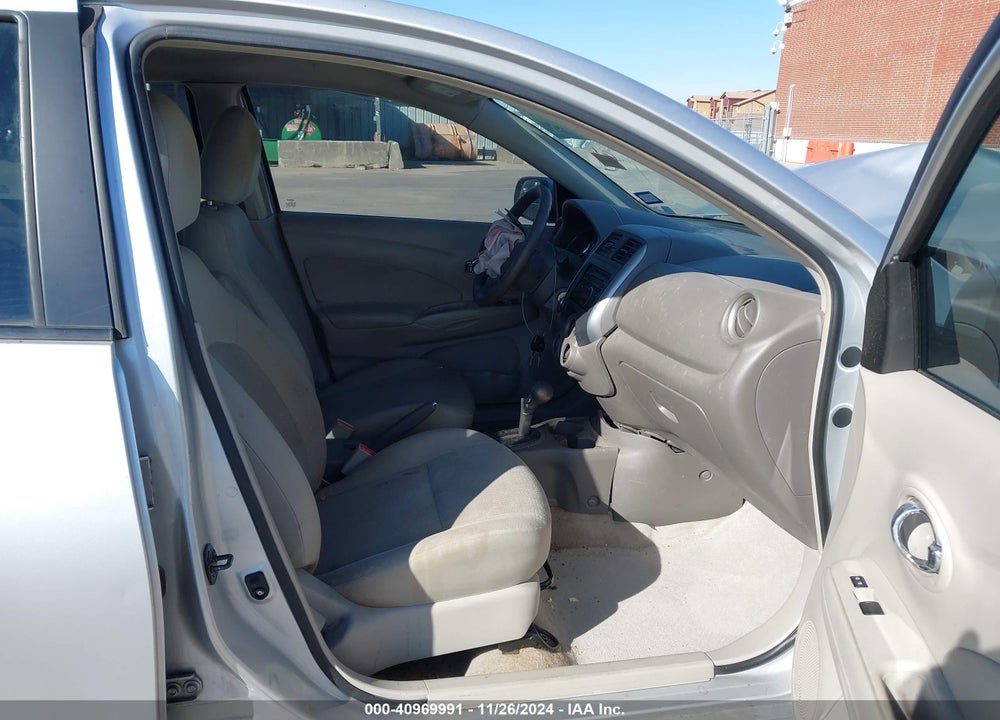 2013 NISSAN VERSA 1.6 SV VIN: 3N1CN7AP4DL864001