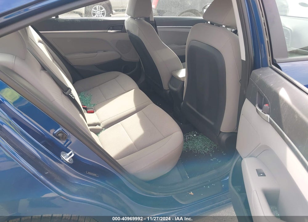 2019 HYUNDAI ELANTRA SE VIN: 5NPD74LF7KH494061