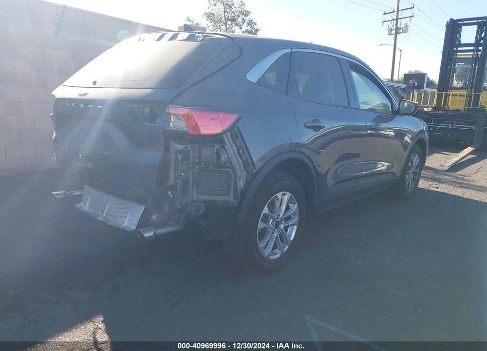 2022 FORD ESCAPE SE VIN: 1FMCU0G61NUB84002