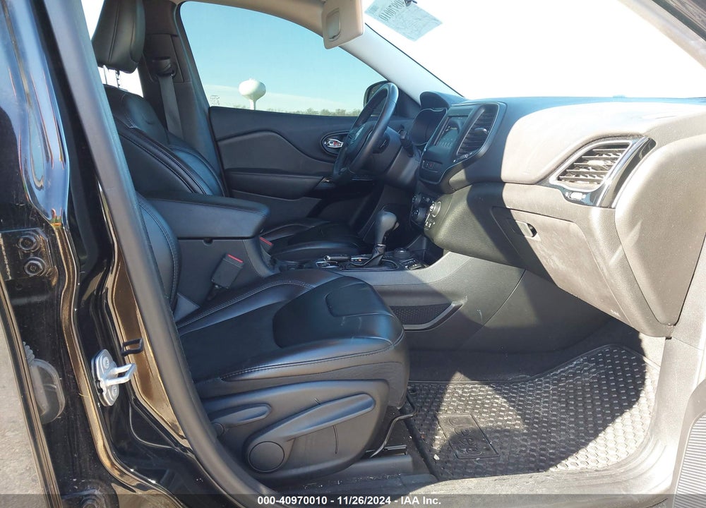 2019 JEEP CHEROKEE ALTITUDE 4X4 VIN: 1C4PJMLX4KD389300
