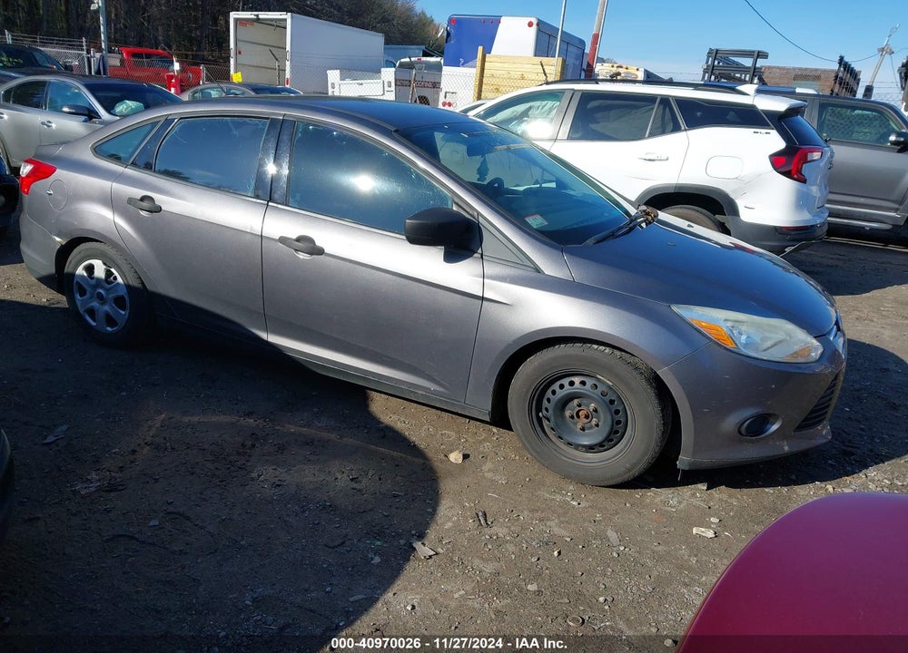 2014 FORD FOCUS S VIN: 1FADP3E25EL232209