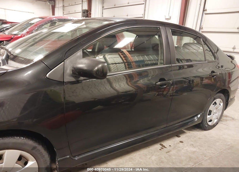 2009 TOYOTA YARIS VIN: JTDBT903791311642