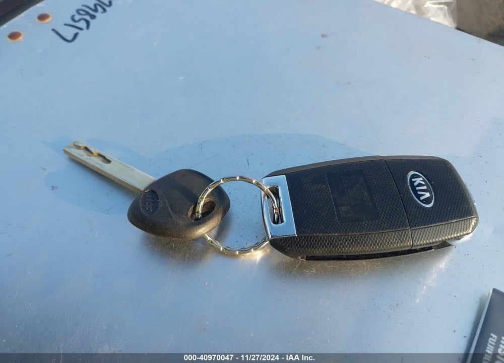 2019 KIA RIO S VIN: 3KPA24AB1KE215502