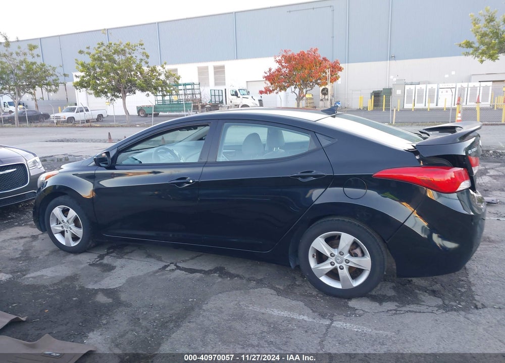 2013 HYUNDAI ELANTRA GLS VIN: KMHDH4AE9DU789075