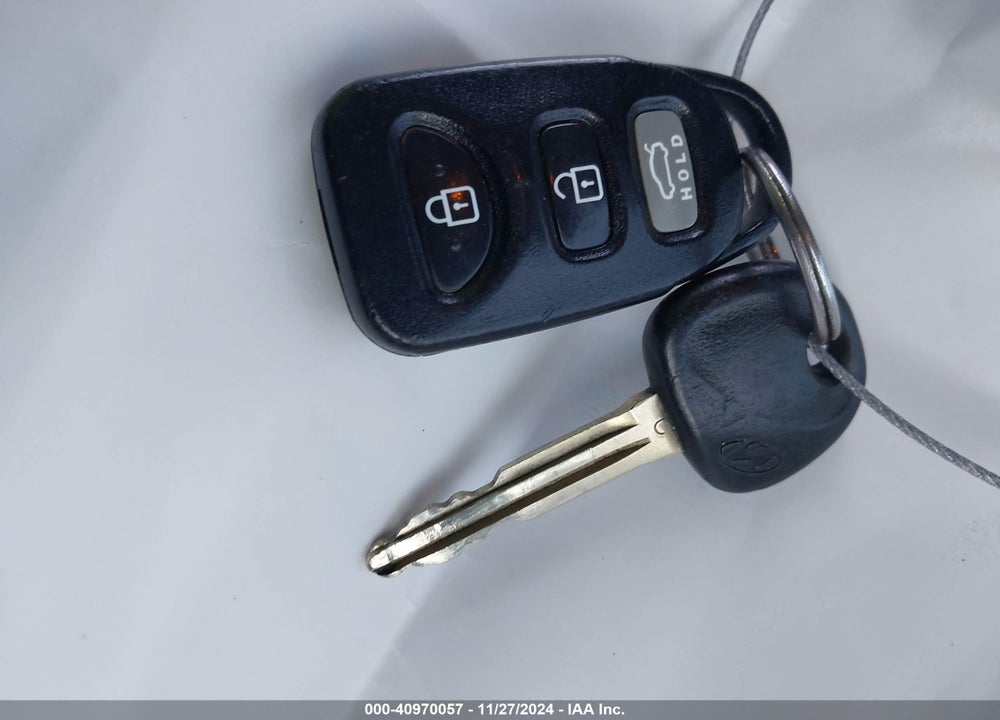 2013 HYUNDAI ELANTRA GLS VIN: KMHDH4AE9DU789075
