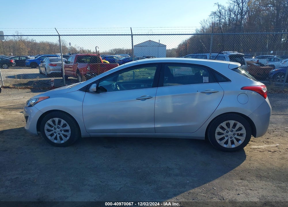 2016 HYUNDAI ELANTRA GT VIN: KMHD35LH9GU311898