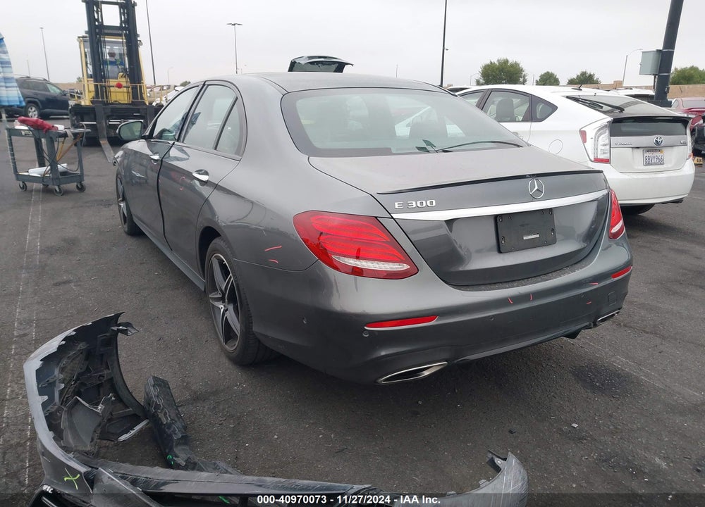 2018 MERCEDES-BENZ E 300 VIN: WDDZF4JB6JA442988