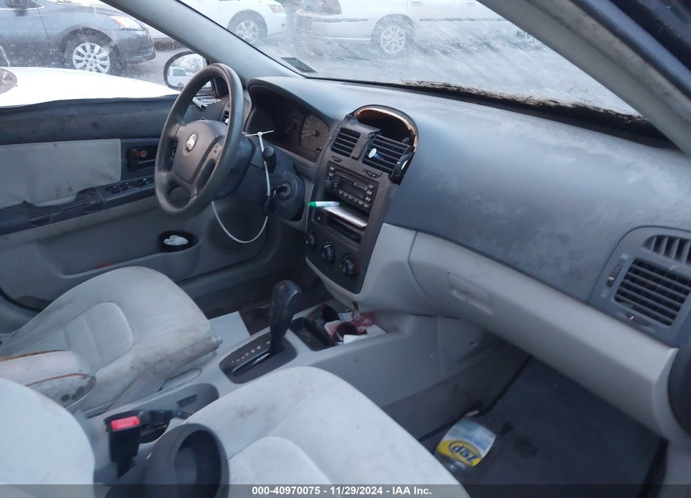 2004 KIA SPECTRA EX/LX VIN: KNAFE122245045530