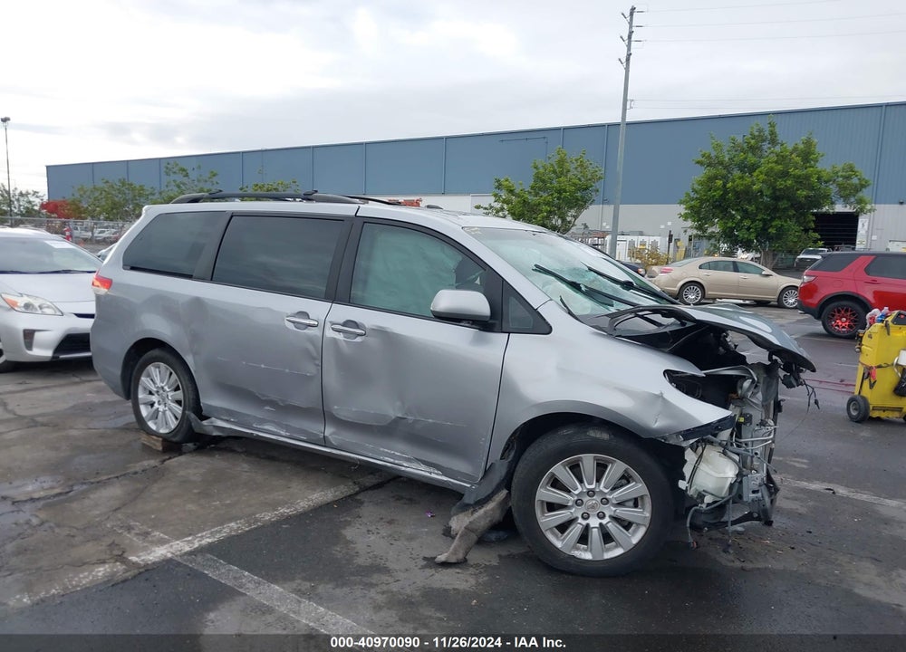 2012 TOYOTA SIENNA XLE LIMITED VIN: 5TDDK3DC9CS042847