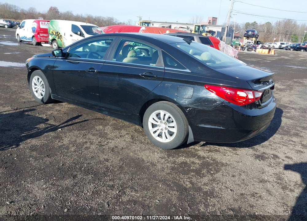 2013 HYUNDAI SONATA GLS VIN: 5NPEB4AC6DH553356