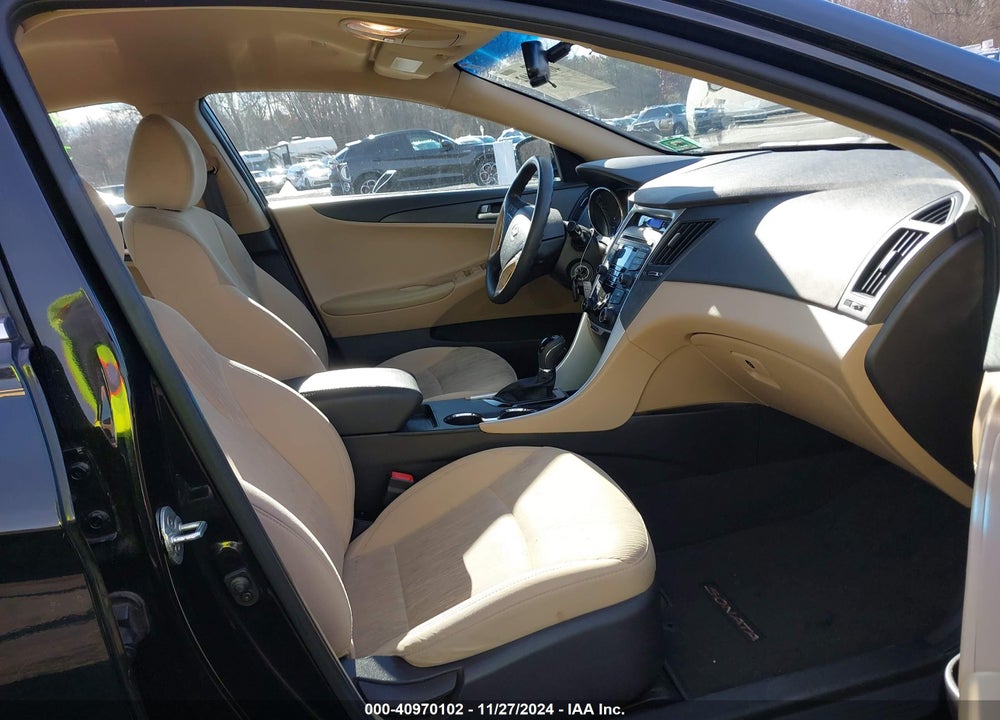 2013 HYUNDAI SONATA GLS VIN: 5NPEB4AC6DH553356