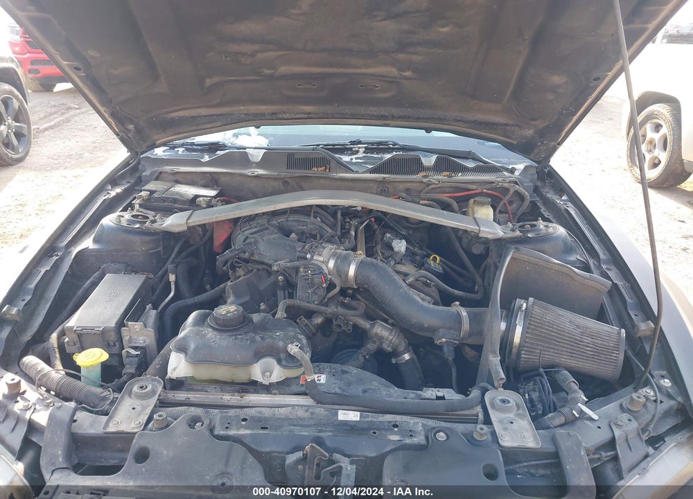 2014 FORD MUSTANG V6 VIN: 1ZVBP8EM3E5210663