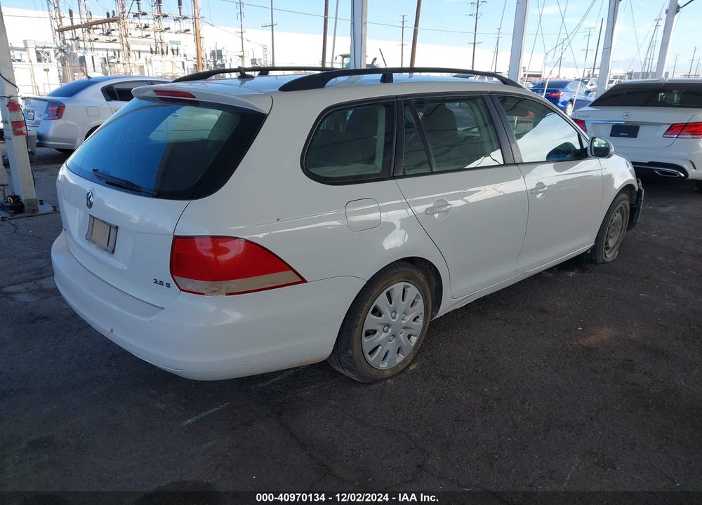 2013 VOLKSWAGEN JETTA SPORTWAGEN 2.5L S VIN: 3VWPP7AJ1DM692733