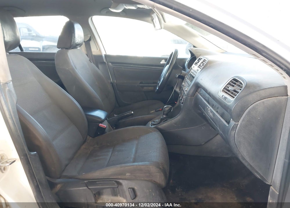 2013 VOLKSWAGEN JETTA SPORTWAGEN 2.5L S VIN: 3VWPP7AJ1DM692733