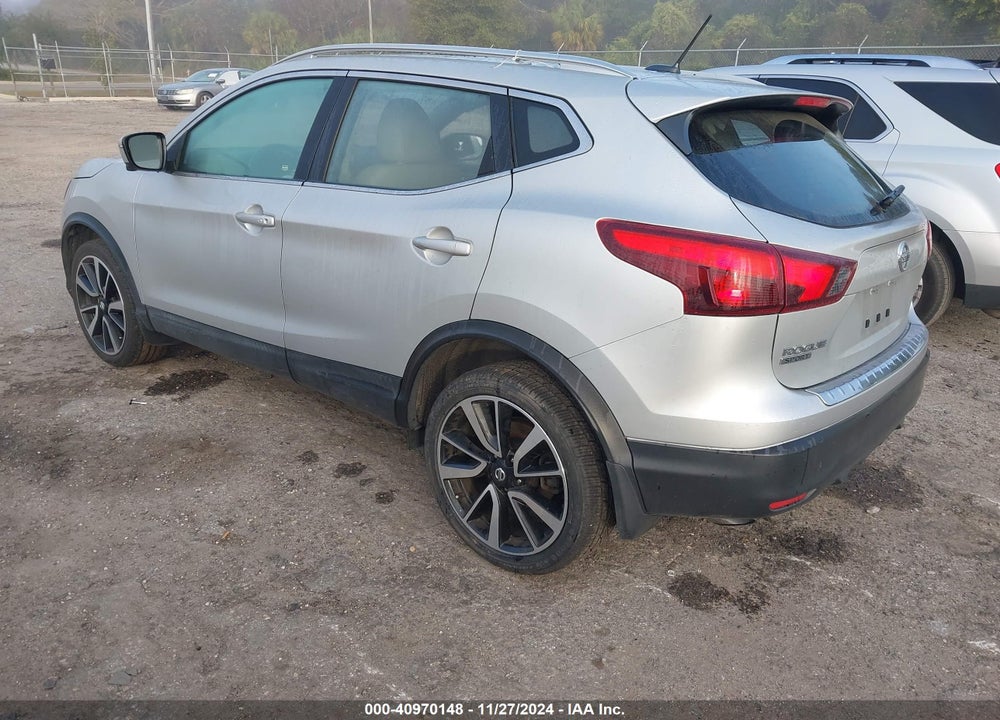 2018 NISSAN ROGUE SPORT SL VIN: JN1BJ1CP3JW500563