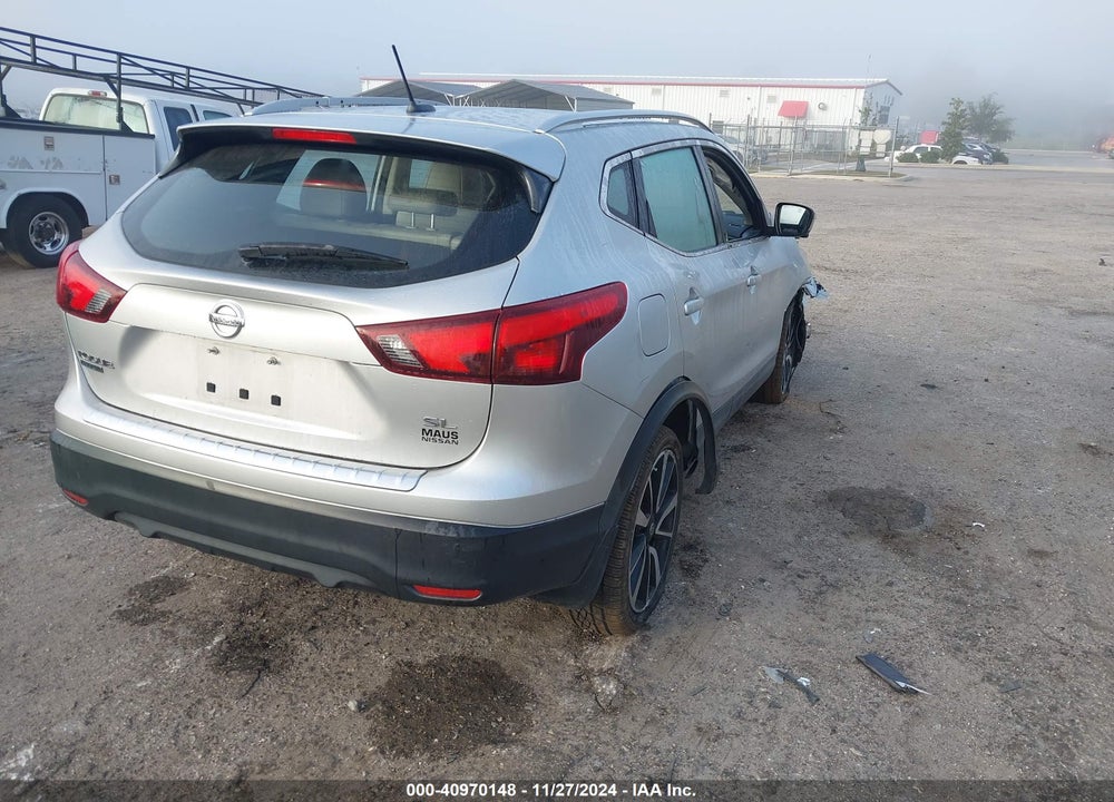 2018 NISSAN ROGUE SPORT SL VIN: JN1BJ1CP3JW500563