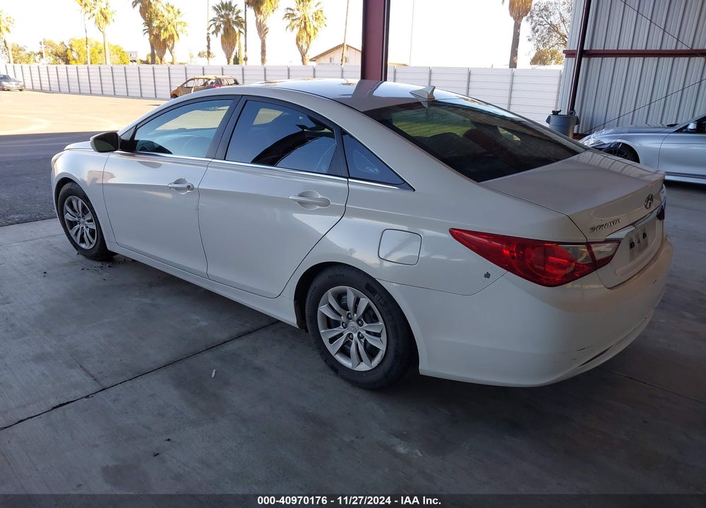 2011 HYUNDAI SONATA GLS VIN: 5NPEB4AC4BH057159