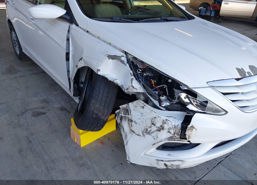 2011 HYUNDAI SONATA GLS VIN: 5NPEB4AC4BH057159