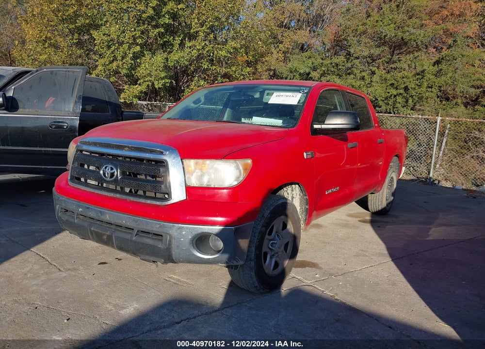 2011 TOYOTA TUNDRA GRADE 5.7L V8 VIN: 5TFEY5F18BX106895