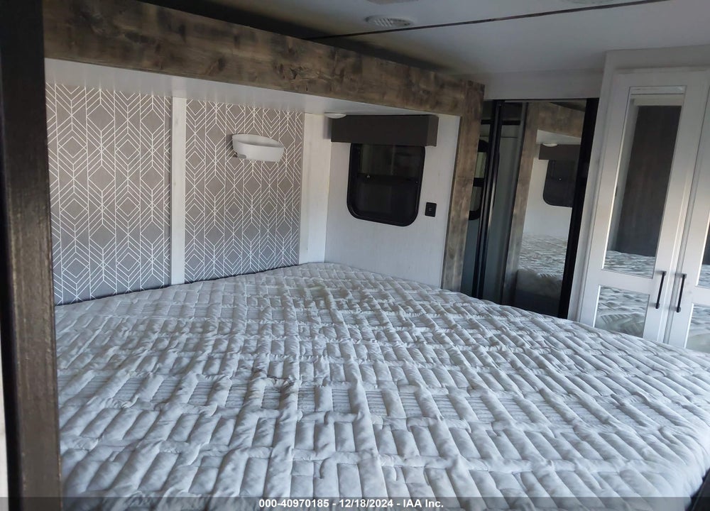 2021 HEARTLAND RV BIG HORN TRAVEL TRAILER VIN: 5SFBG362XME467740