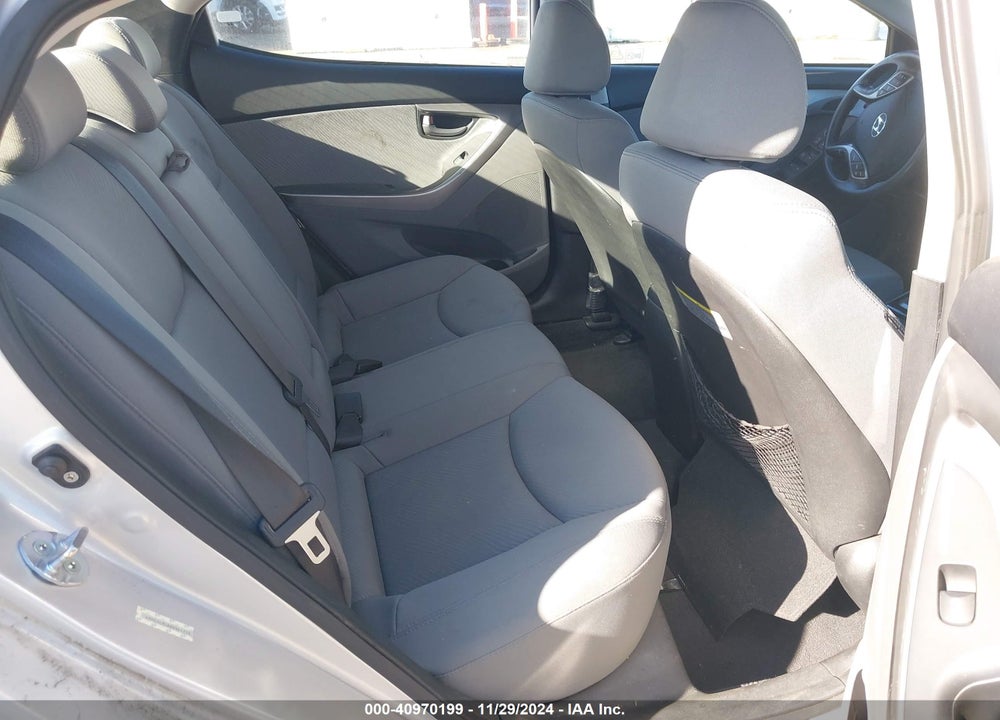 2013 HYUNDAI ELANTRA VIN: KMHDH4AE8DU541755