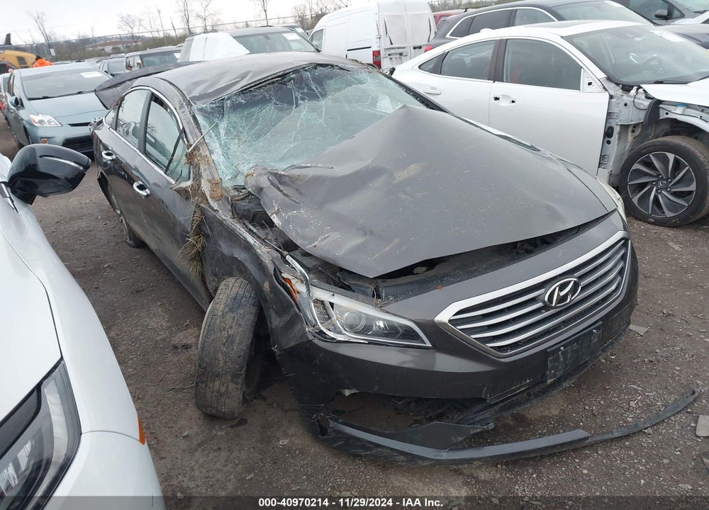2016 HYUNDAI SONATA SE VIN: 5NPE24AFXGH263135