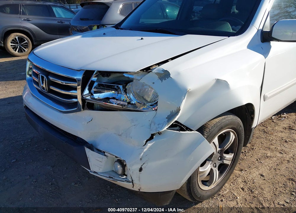 2015 HONDA PILOT SE VIN: 5FNYF3H34FB009375