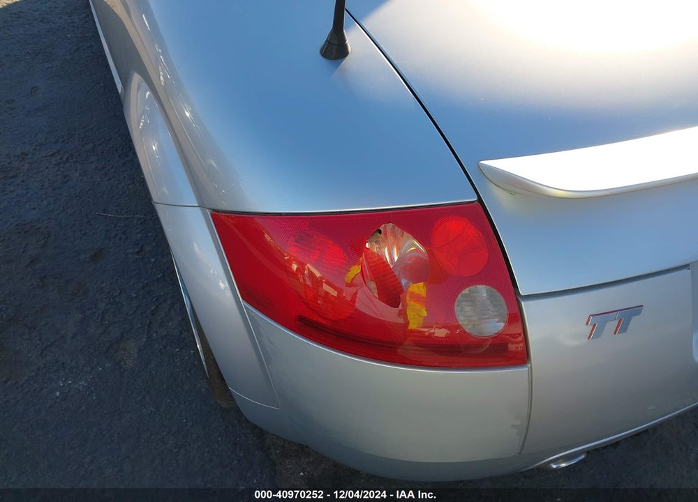 2002 AUDI TT 1.8L VIN: TRUTC28N821014294