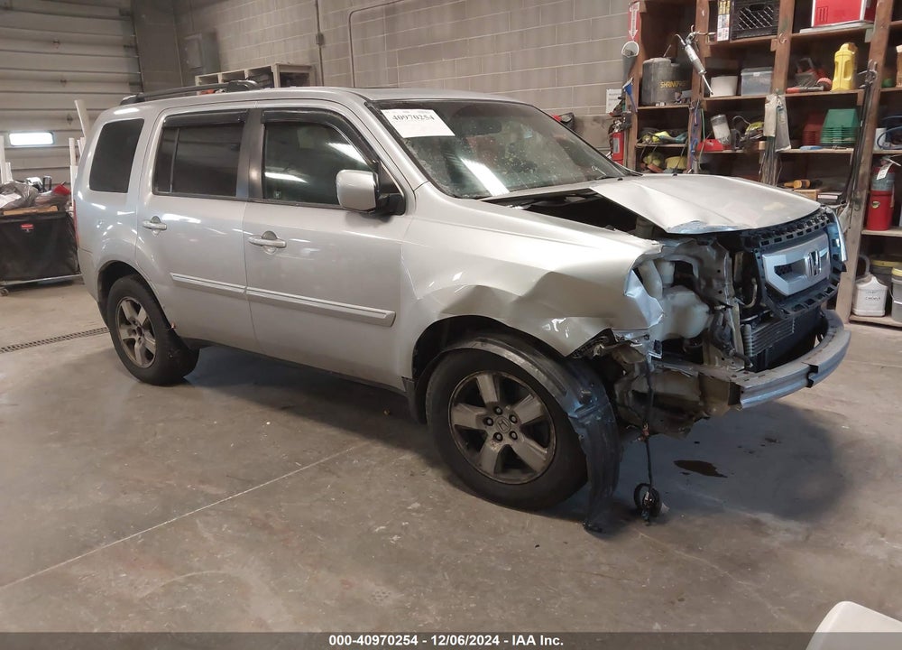 2011 HONDA PILOT EX-L VIN: 5FNYF4H52BB020473