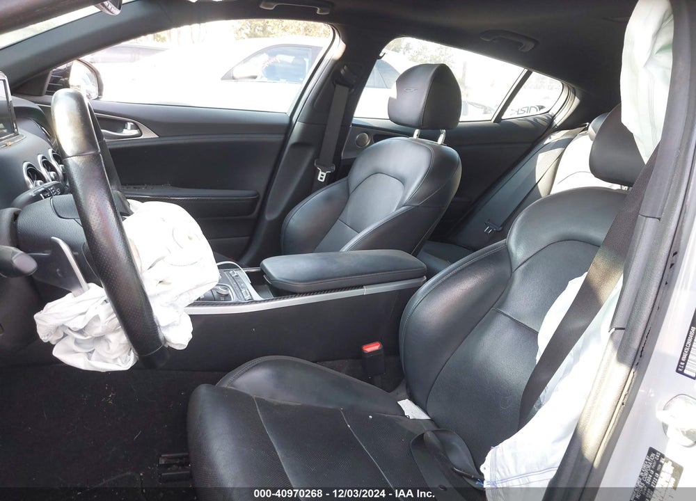 2019 KIA STINGER VIN: KNAE45LC2K6049548